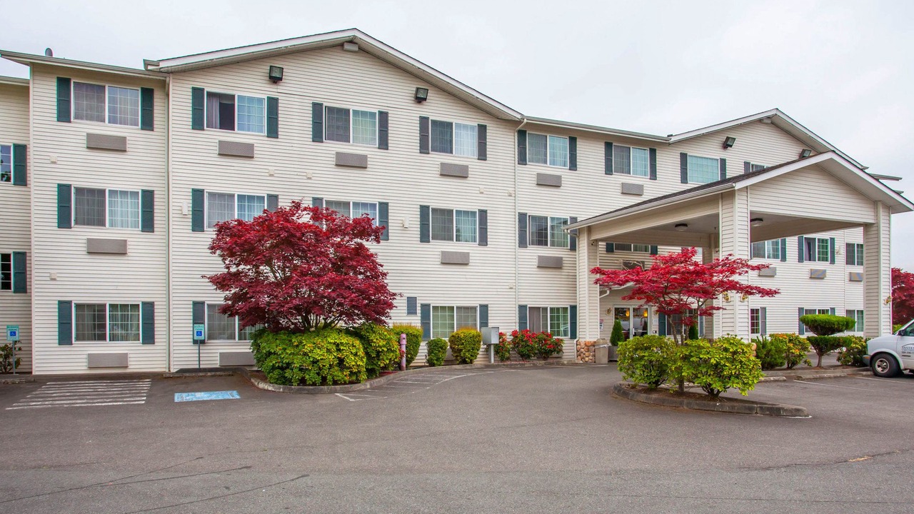 Photo of Buildings in Auburn