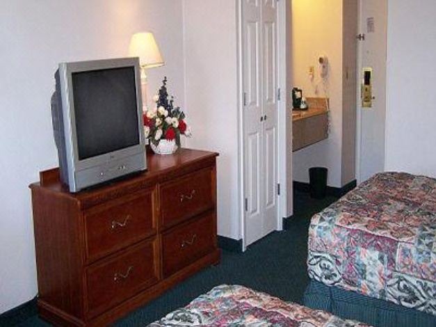 Photo of Bedroom in Dock Junction