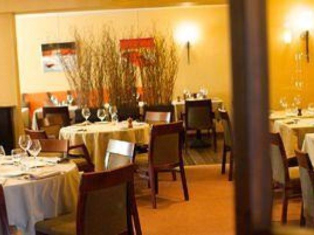 Photo of Others in Valence