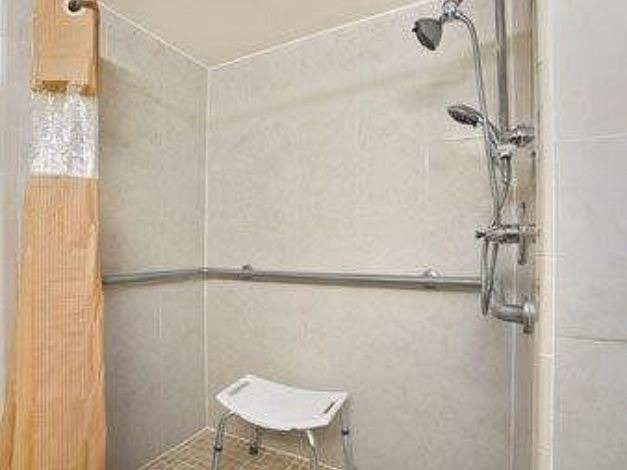 Photo of Bathroom in Bonanza
