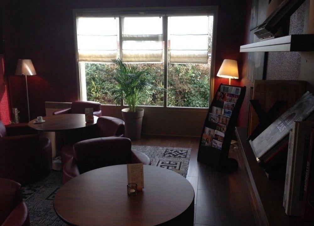 Photo of Livingroom in Taverny