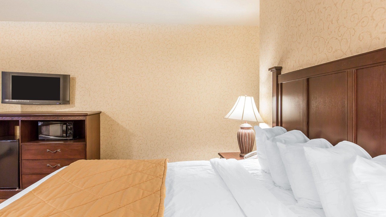 Photo of Bedroom in Fallbrook