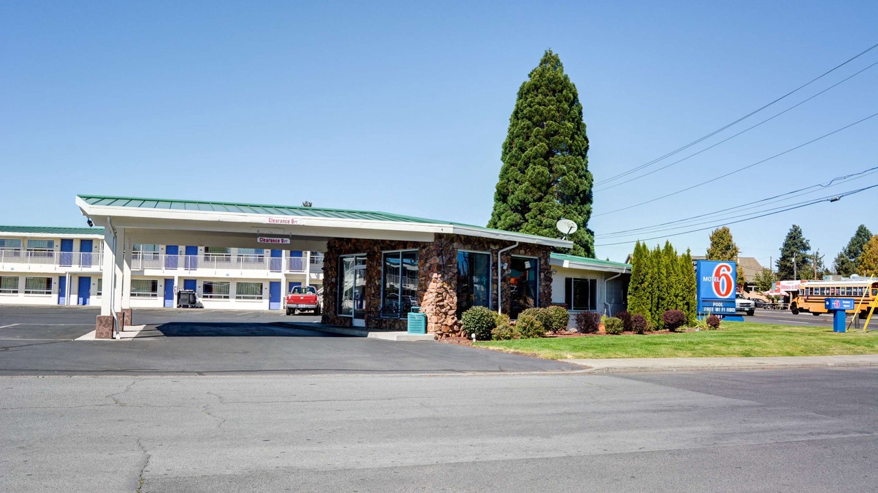 Photo of Buildings in Larkspur