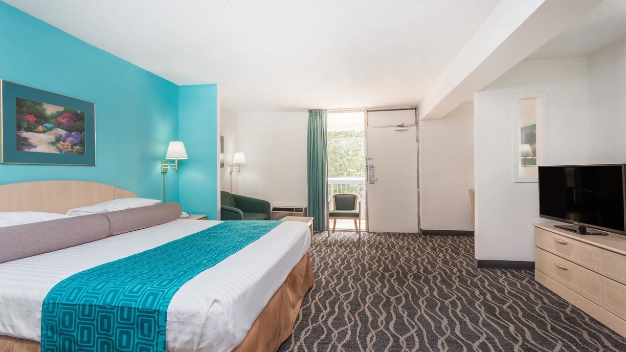 Photo of Bedroom in Commerce