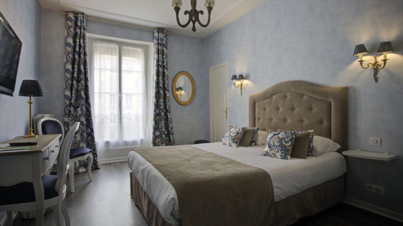 Photo of Bedroom in Downtown Angers