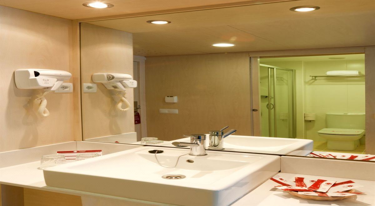 Photo of Bathroom in Lloret Town Center