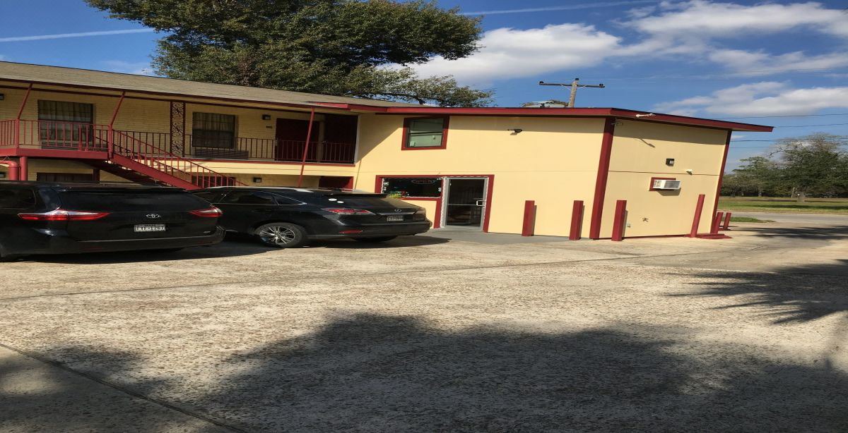 Photo of Buildings in MacGregor