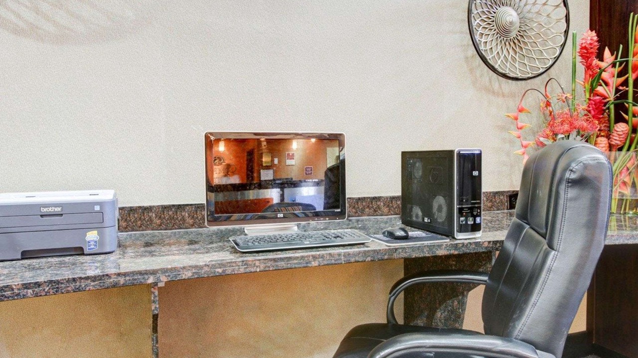 Photo of Livingroom in Bastrop