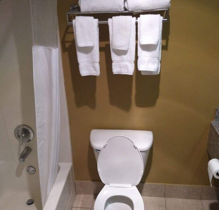 Photo of Bathroom in Tahlequah