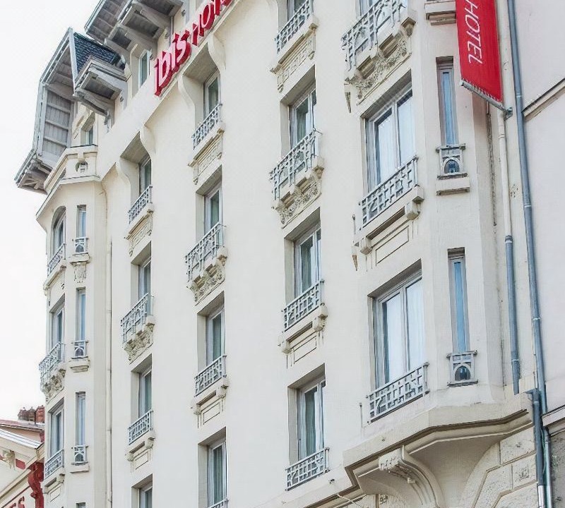 Photo of Buildings in 2nd Arrondissement