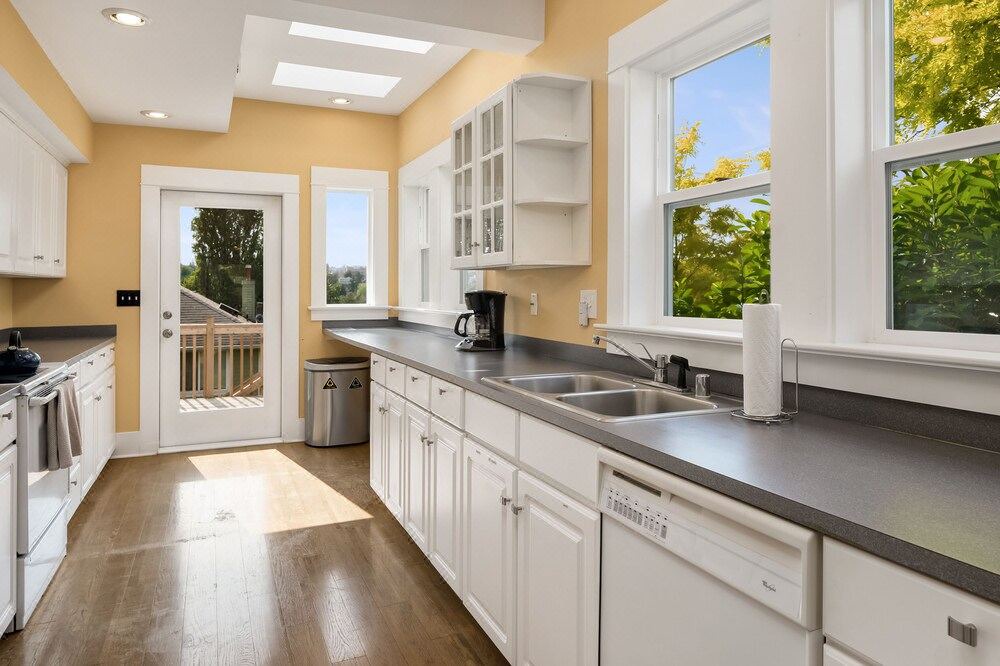 Photo of Kitchen in Madrona
