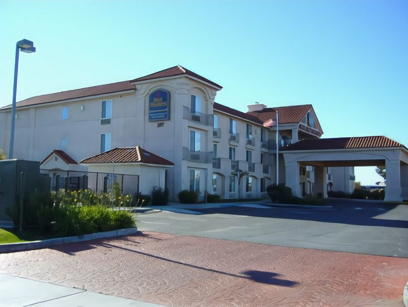 Photo of Buildings in Salinas
