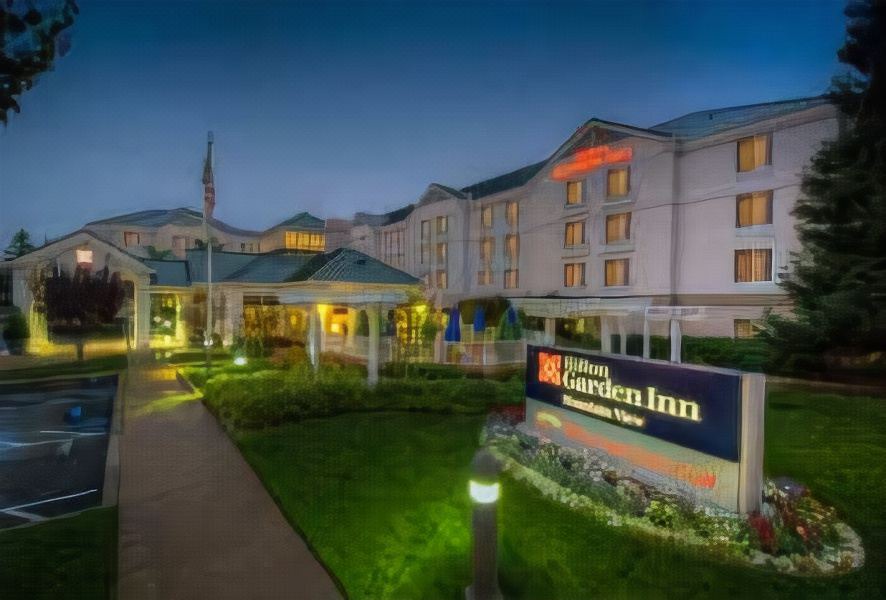 Photo of Buildings in Mountain View