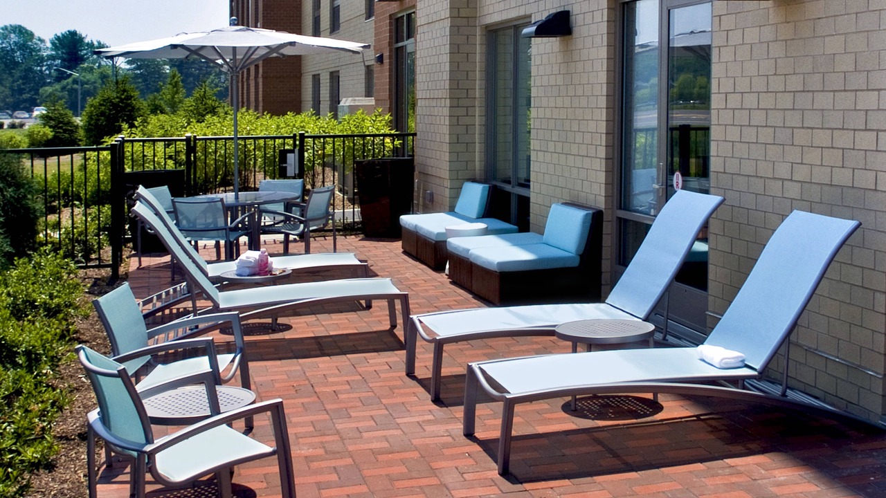 Photo of Patio Balcony in East Syracuse