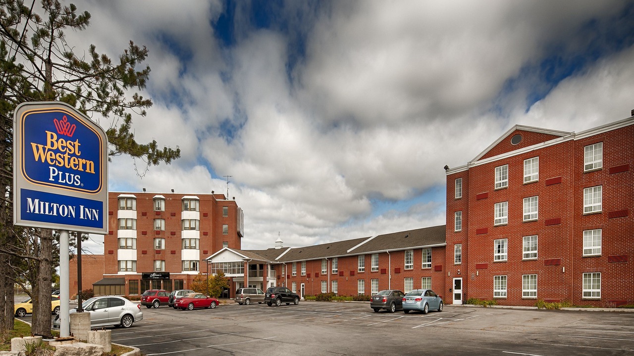 Photo of Buildings in Halton Regional Municipality