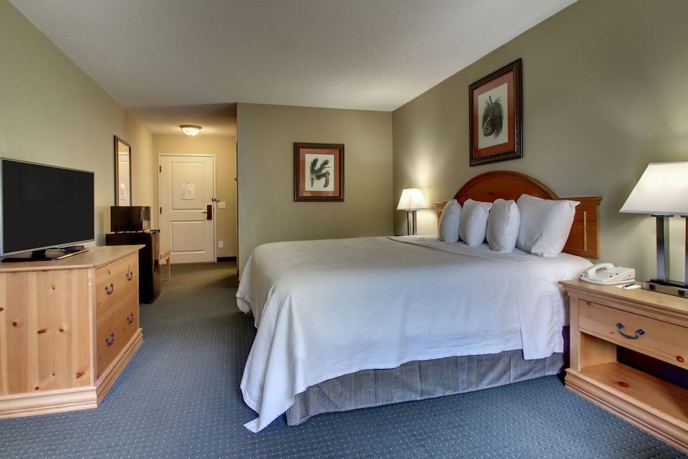 Photo of Bedroom in Misty River