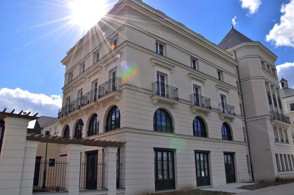 Photo of Buildings in Serris