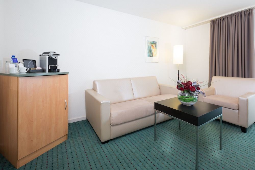 Photo of Livingroom in Glattbrugg