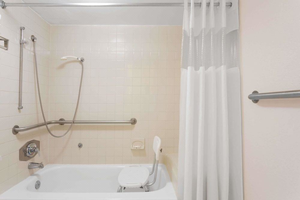 Photo of Bathroom in Altamonte Springs