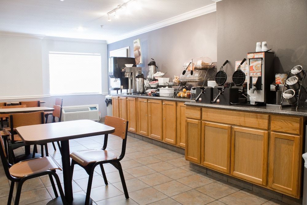 Photo of Kitchen in Graysville