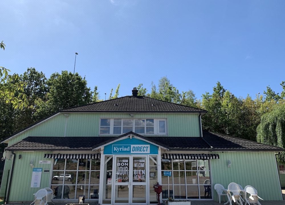 Photo of Buildings in Val-de-Reuil
