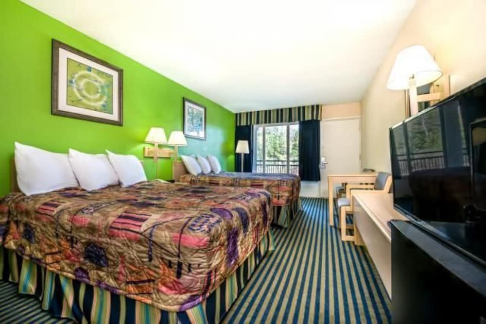 Photo of Bedroom in Richmond Hill