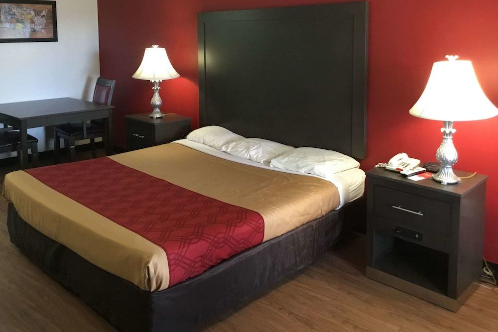 Photo of Bedroom in Ruther Glen