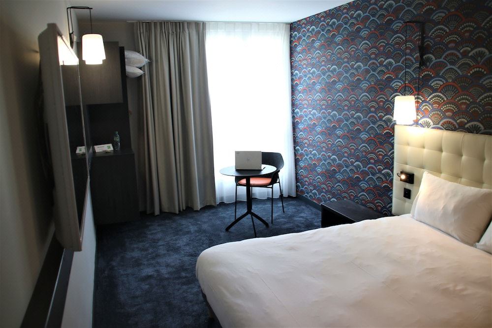 Photo of Bedroom in Puteaux
