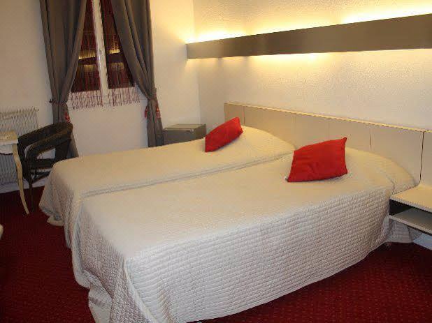 Photo of Bedroom in Entraigues-sur-la-Sorgue