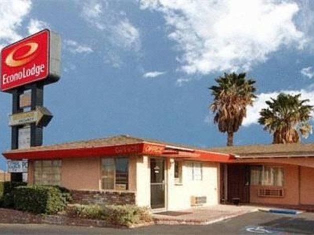 Photo of Buildings in Barstow
