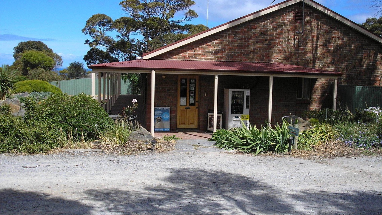 Photo of Buildings in Cape Jervis
