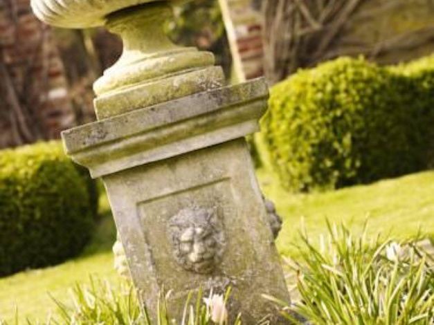 Photo of Others in Horley