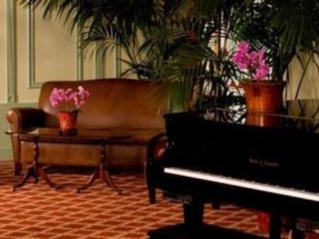 Photo of Livingroom in Downtown San Francisco