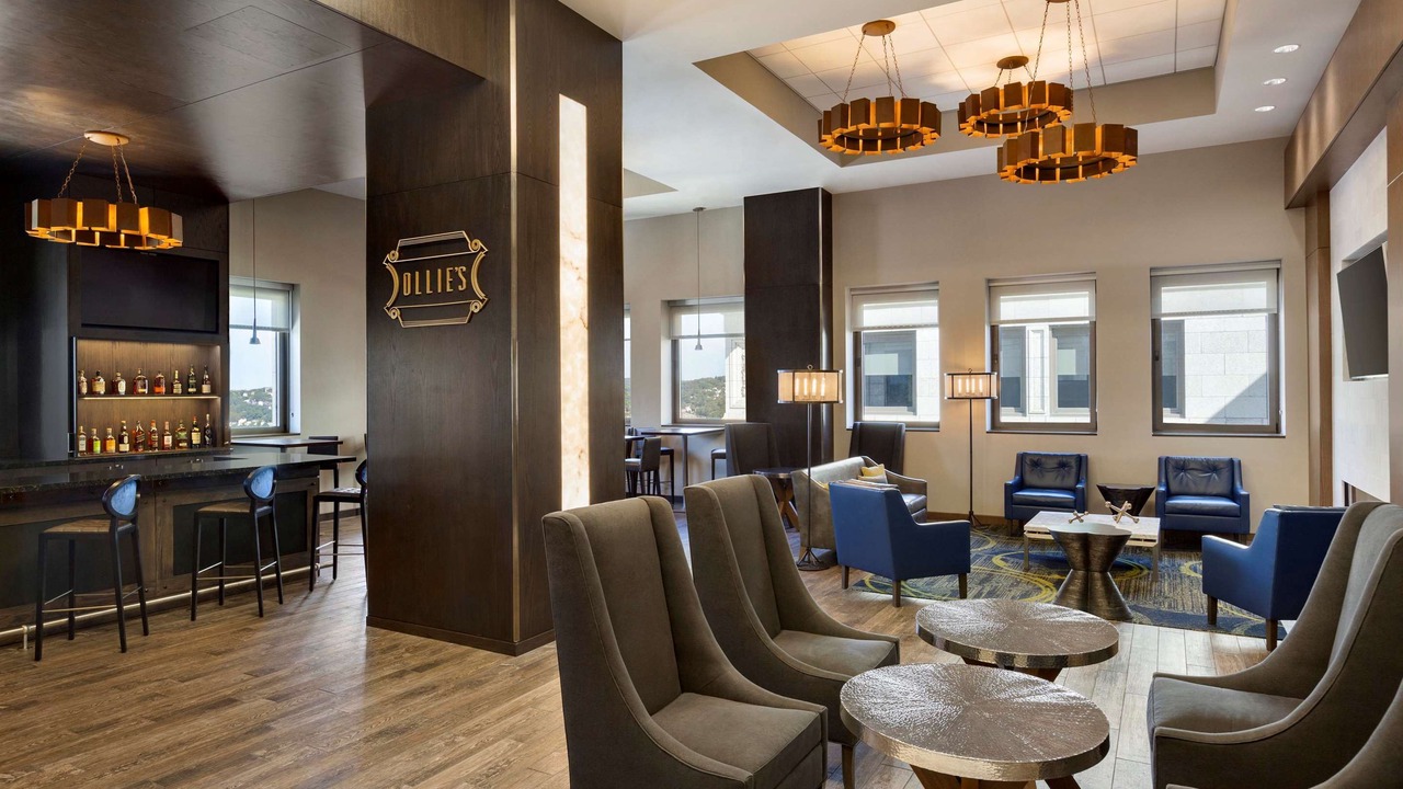 Photo of Livingroom in Downtown Pittsburgh