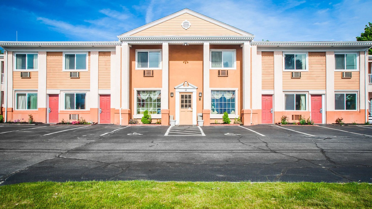Photo of Buildings in Middletown
