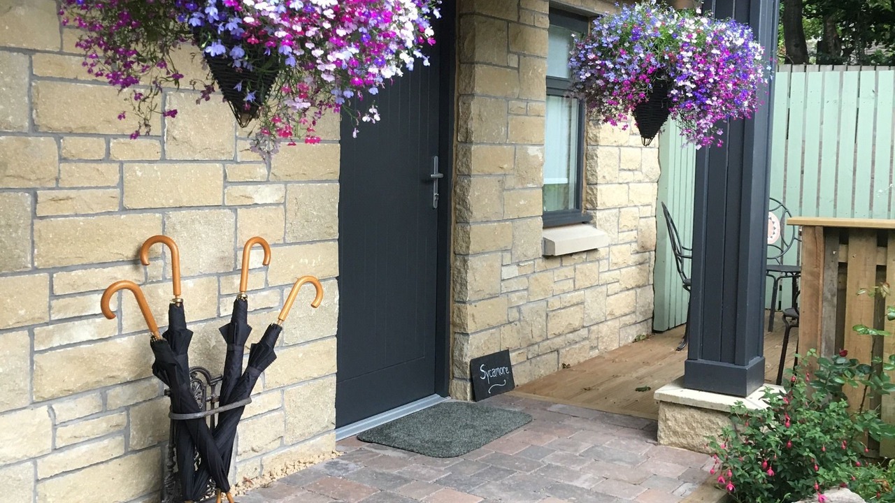 Photo of Buildings in Lanark