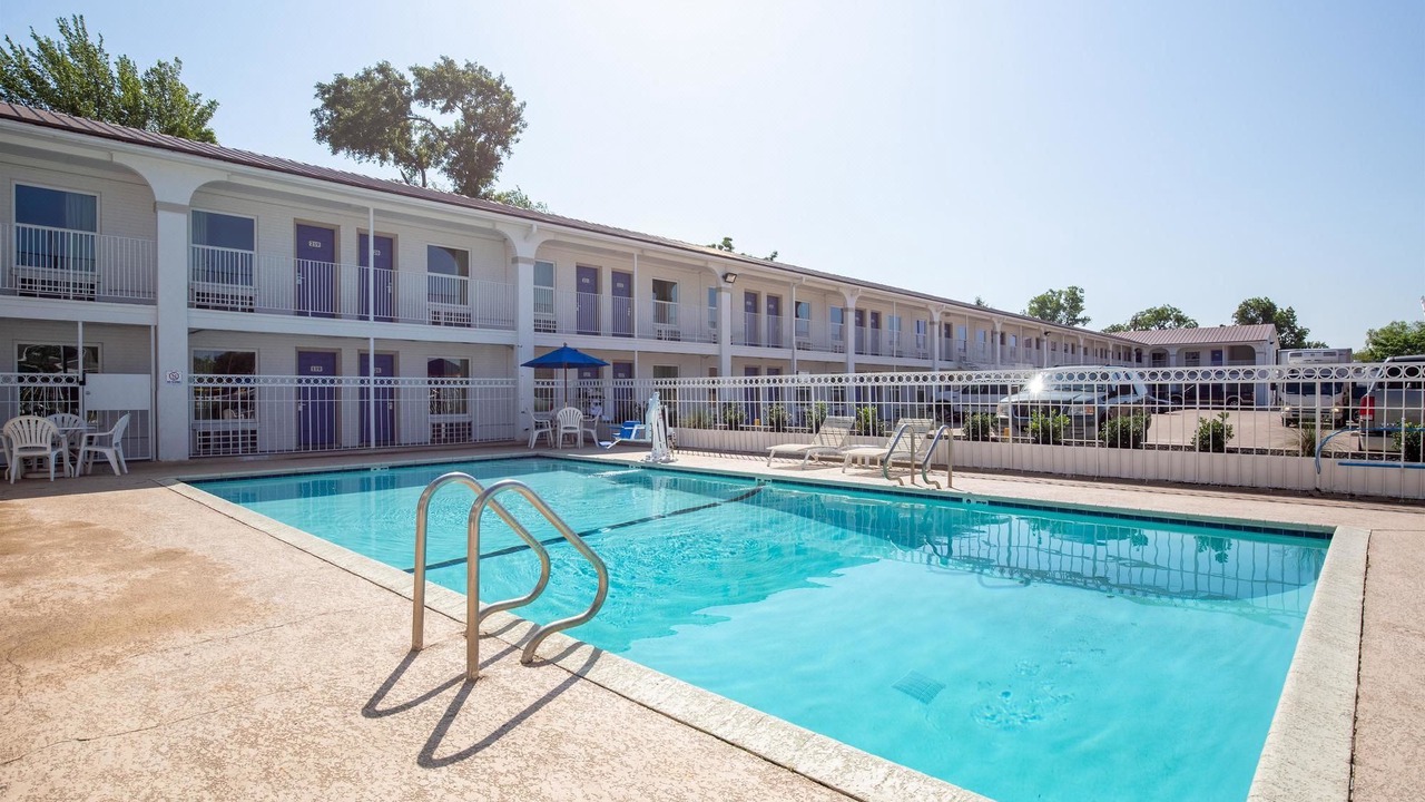 Photo of Outdoor in Bryan