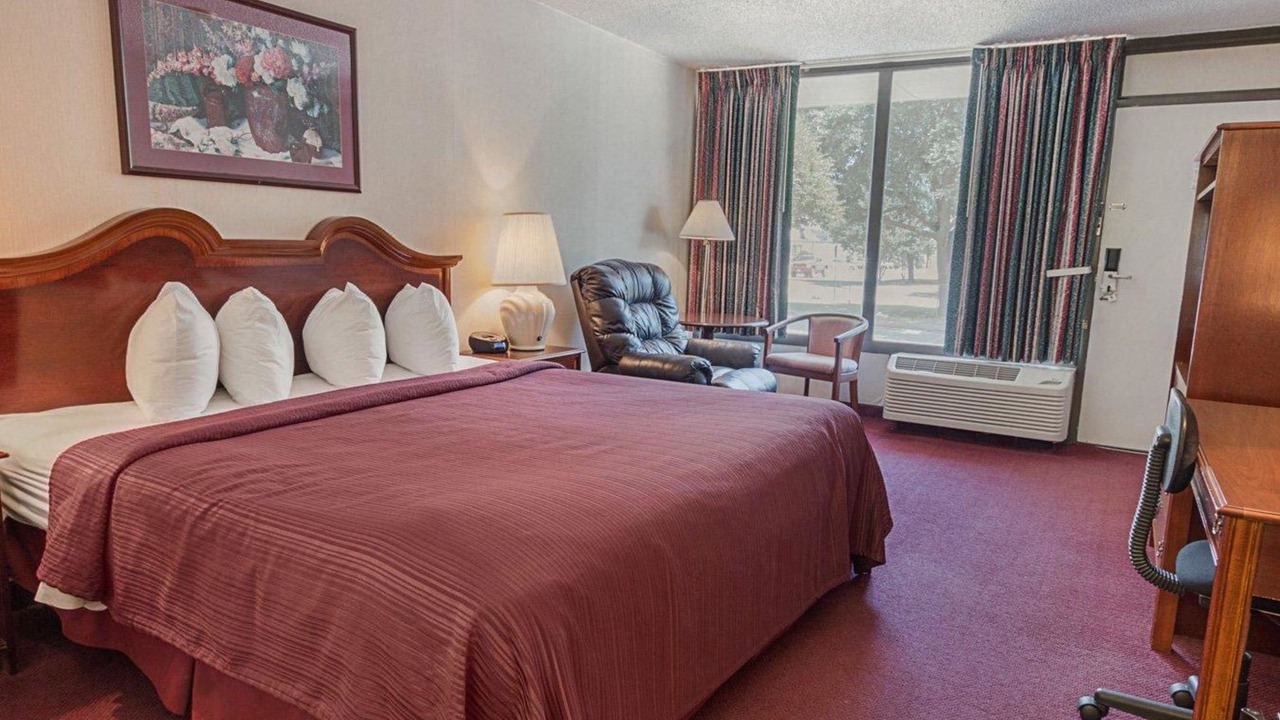 Photo of Bedroom in Ennis