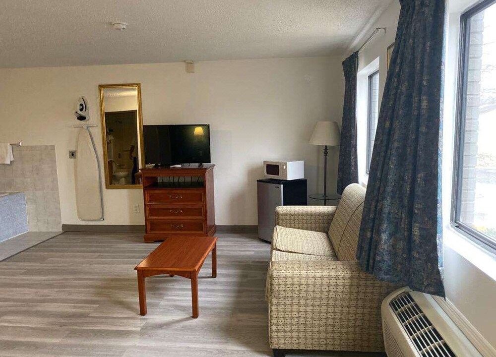 Photo of Livingroom in West Frankfort