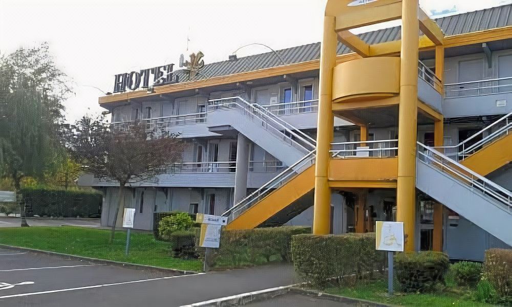 Photo of Buildings in Mondeville