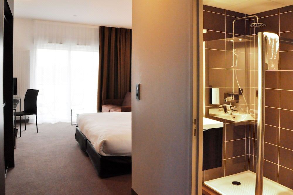 Photo of Bedroom in Carquefou