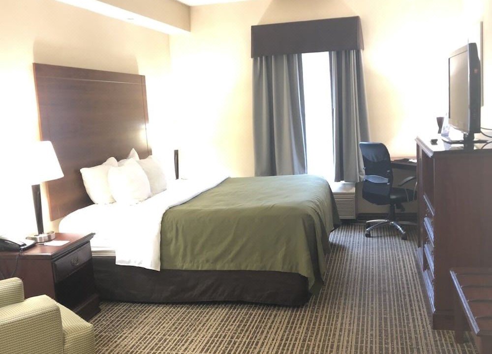Photo of Bedroom in Oak Ridge