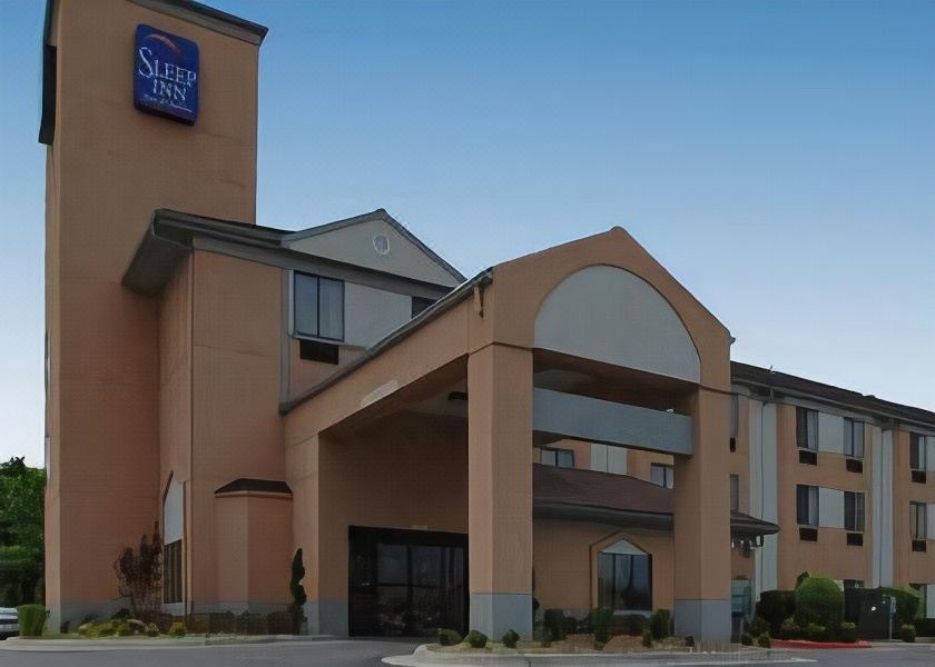 Photo of Buildings in South Tulsa