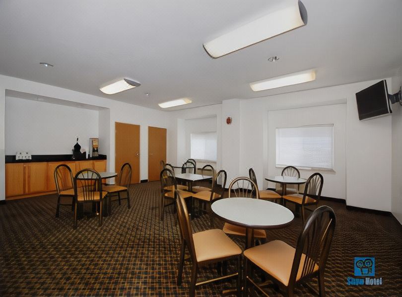 Photo of Livingroom in Roanoke