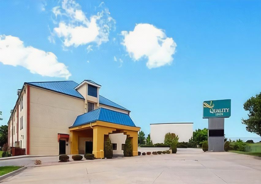 Photo of Buildings in Blue Springs