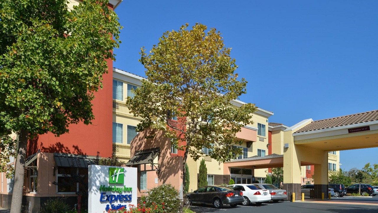 Photo of Buildings in Northwest Berkeley