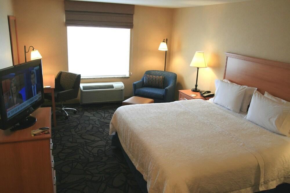Photo of Bedroom in Lathrop