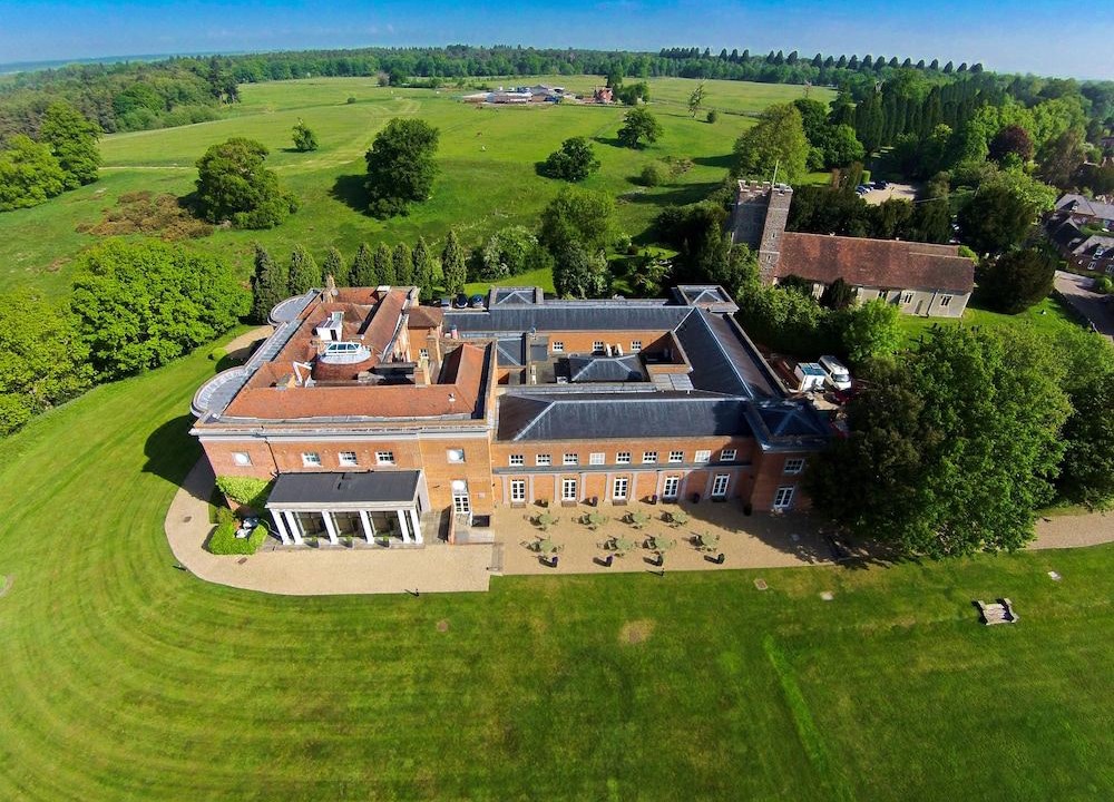 Photo of Buildings in Heckfield