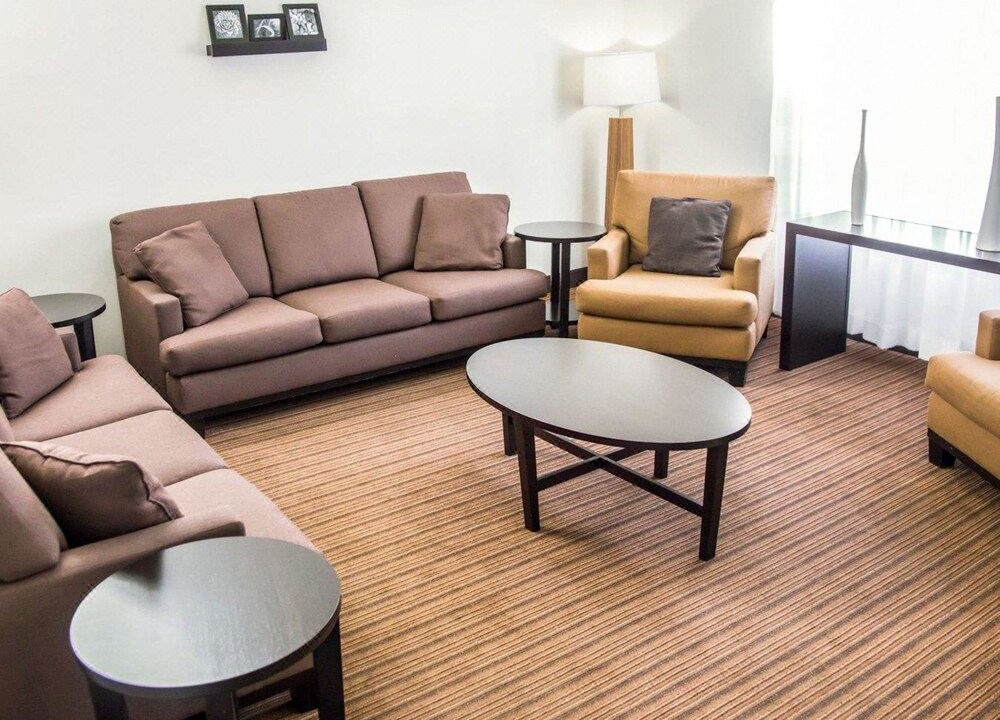 Photo of Livingroom in Tinley Park