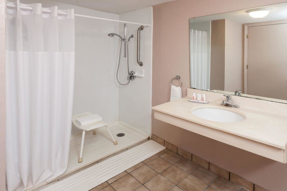 Photo of Bathroom in Kokomo